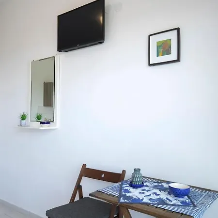 Kahlenberg Apartment Afytos